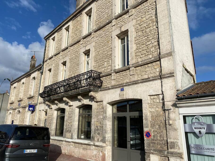 Superbe Studio Centre Ville * Clim * Wifi * Haut De Gamme * Angoulême Eksteriør bilde